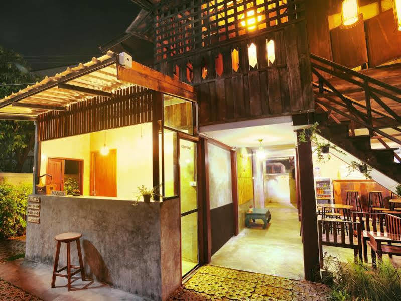 Manon Hostel Chiang Mai Dış mekan fotoğraf