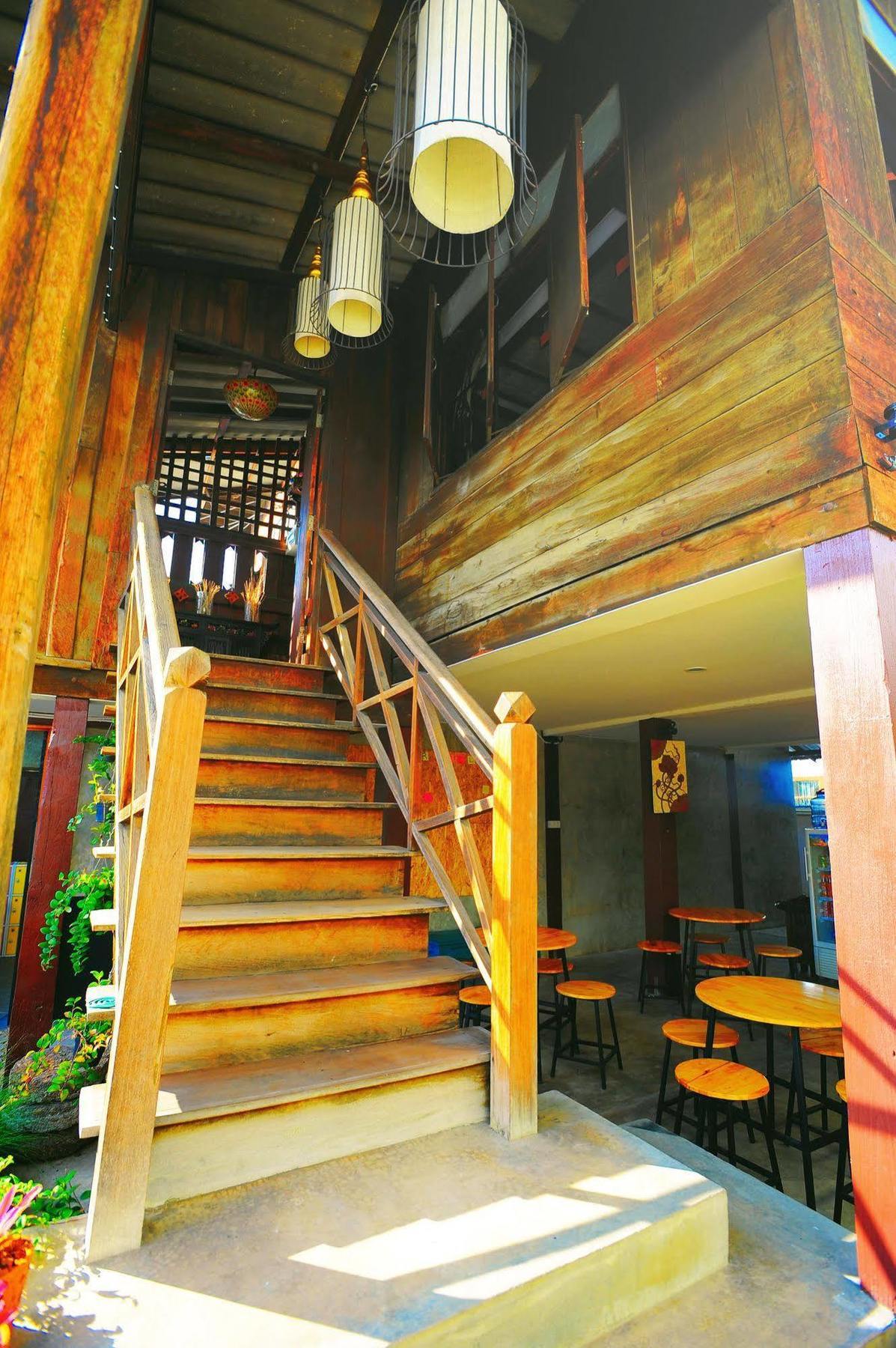 Manon Hostel Chiang Mai Dış mekan fotoğraf